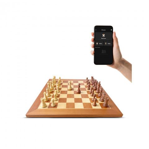 Розумна AI-шахова дошка Chessnut Pro